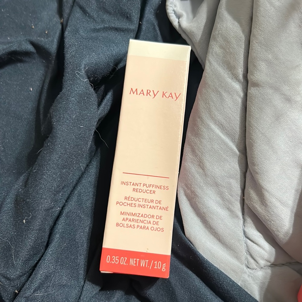 Mary Kay Instant Puffiness Reducer